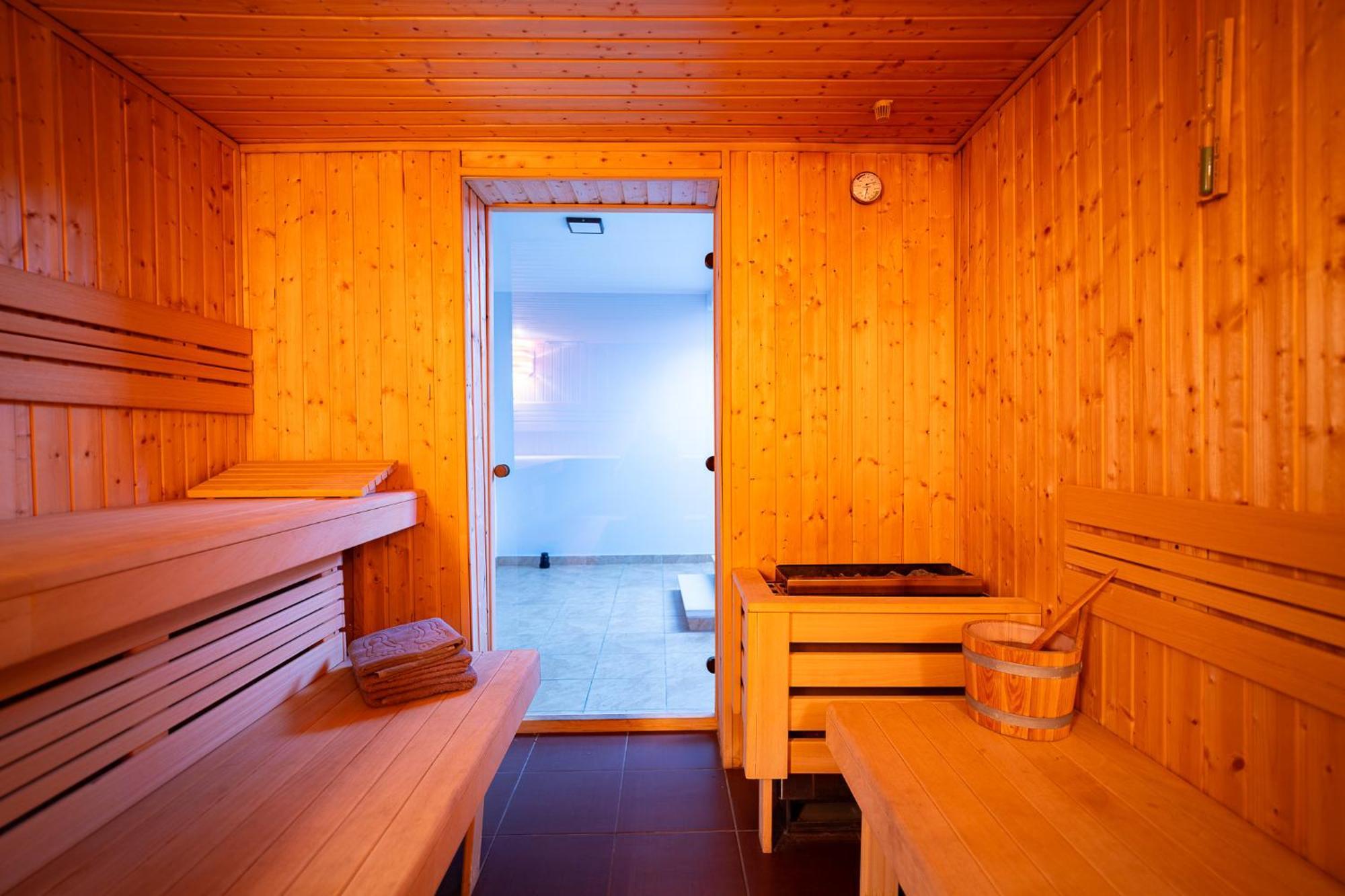 Villa Sinaloa-Spa Руда Шльонска Екстериор снимка